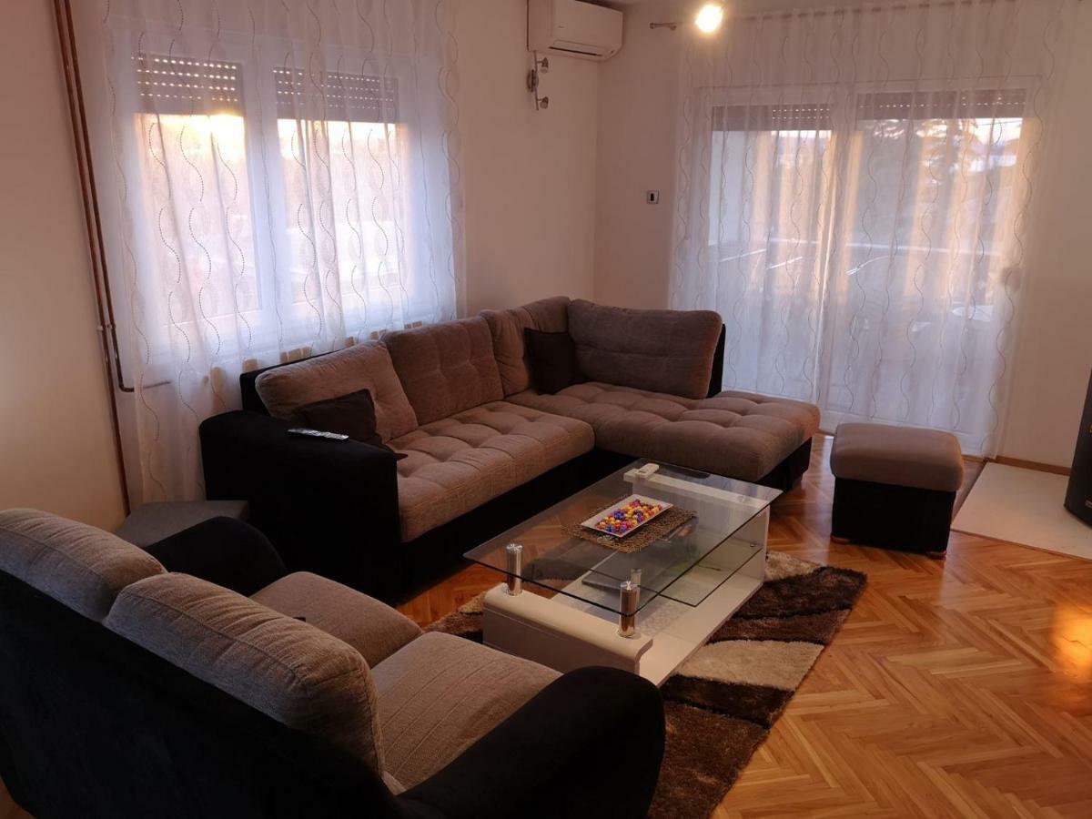 Apartments No 1288 Novi Vinodolski Esterno foto